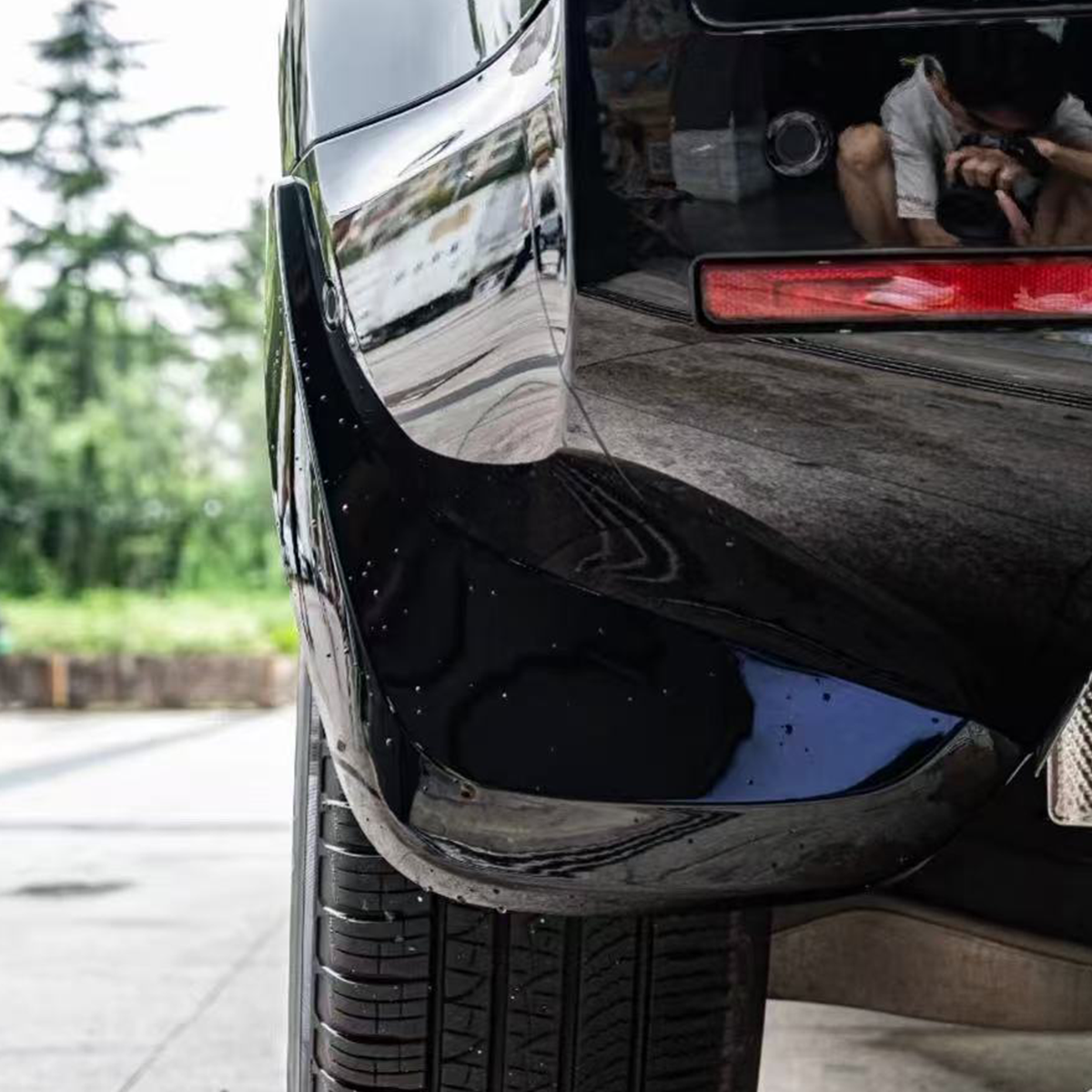 Gloss Black ABS Mud Flaps – Defender 90/110