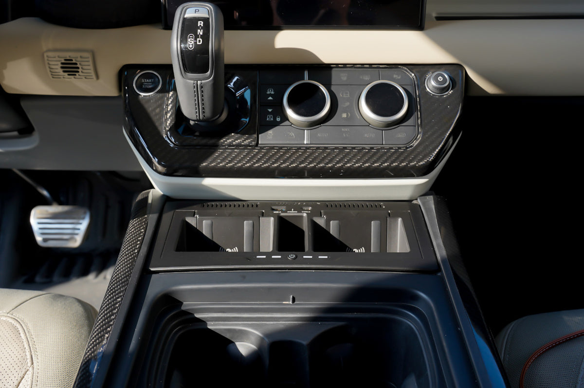 Wireless and USB charging dock for Land Rover Defender - Dual Wireless Charging Console with USB Ports for Land Rover Defender 90/110/130