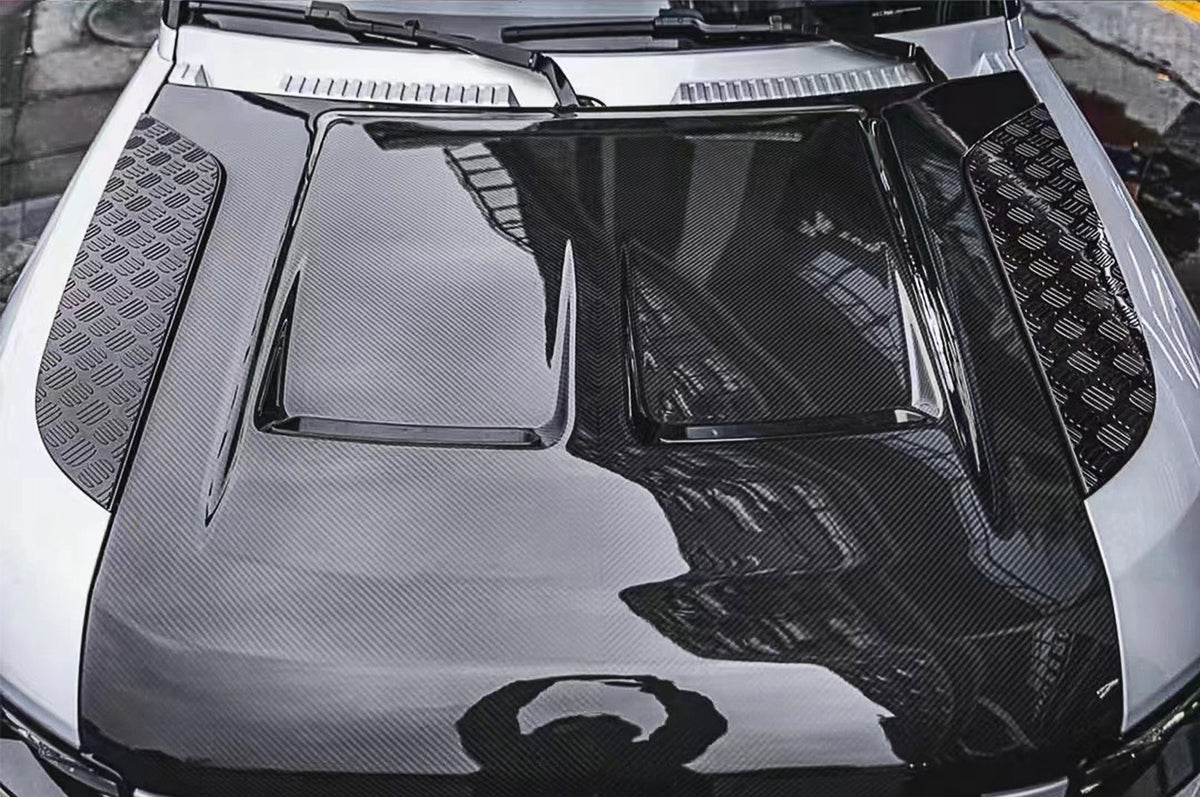 Natural Carbon Fiber Finish - Bonnet Hood Carbon Fiber (Natural / Camouflage) & Aluminum Options