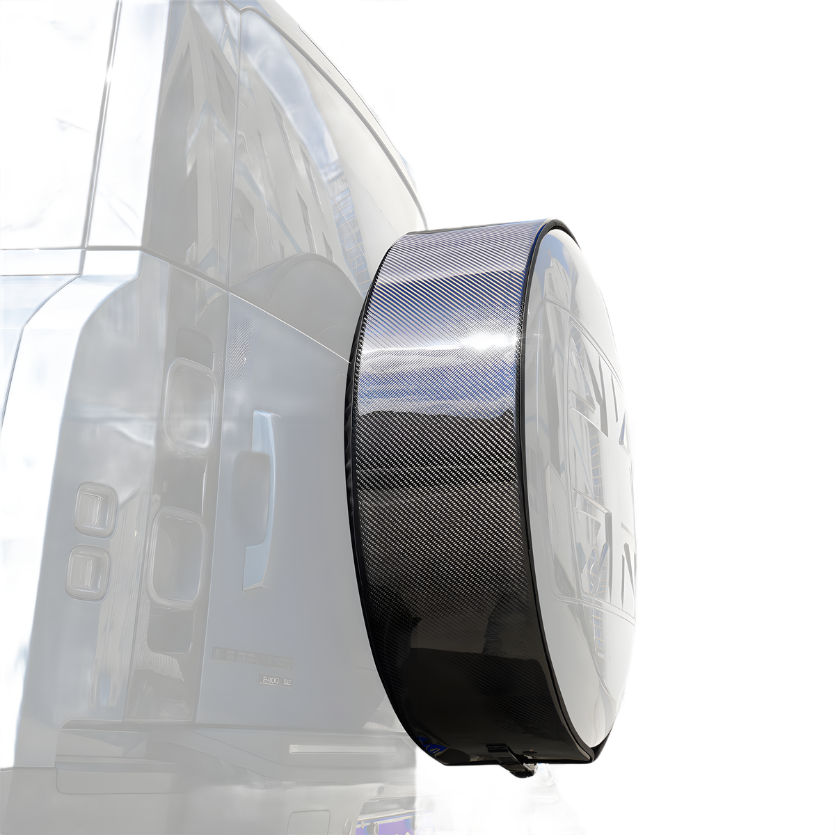 Rear view of PLOMOR carbon spare wheel outer ring installed on Land Rover Defender 90/110/130 (L663)