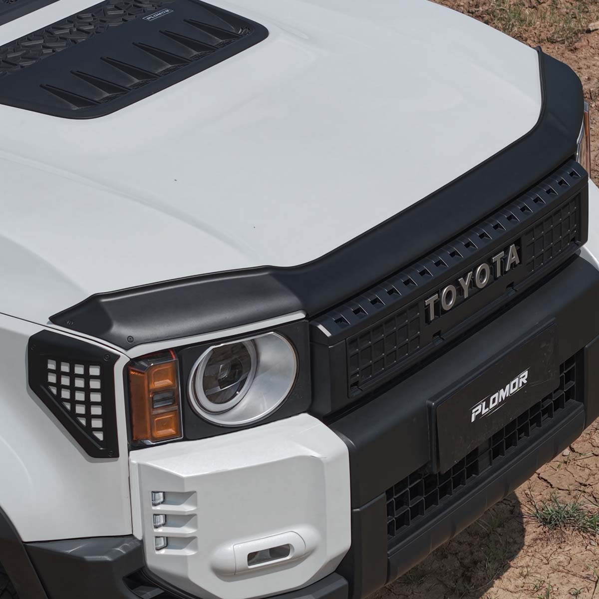 Toyota Land Cruiser LC250 Hood Bug Deflector (2024–2027)