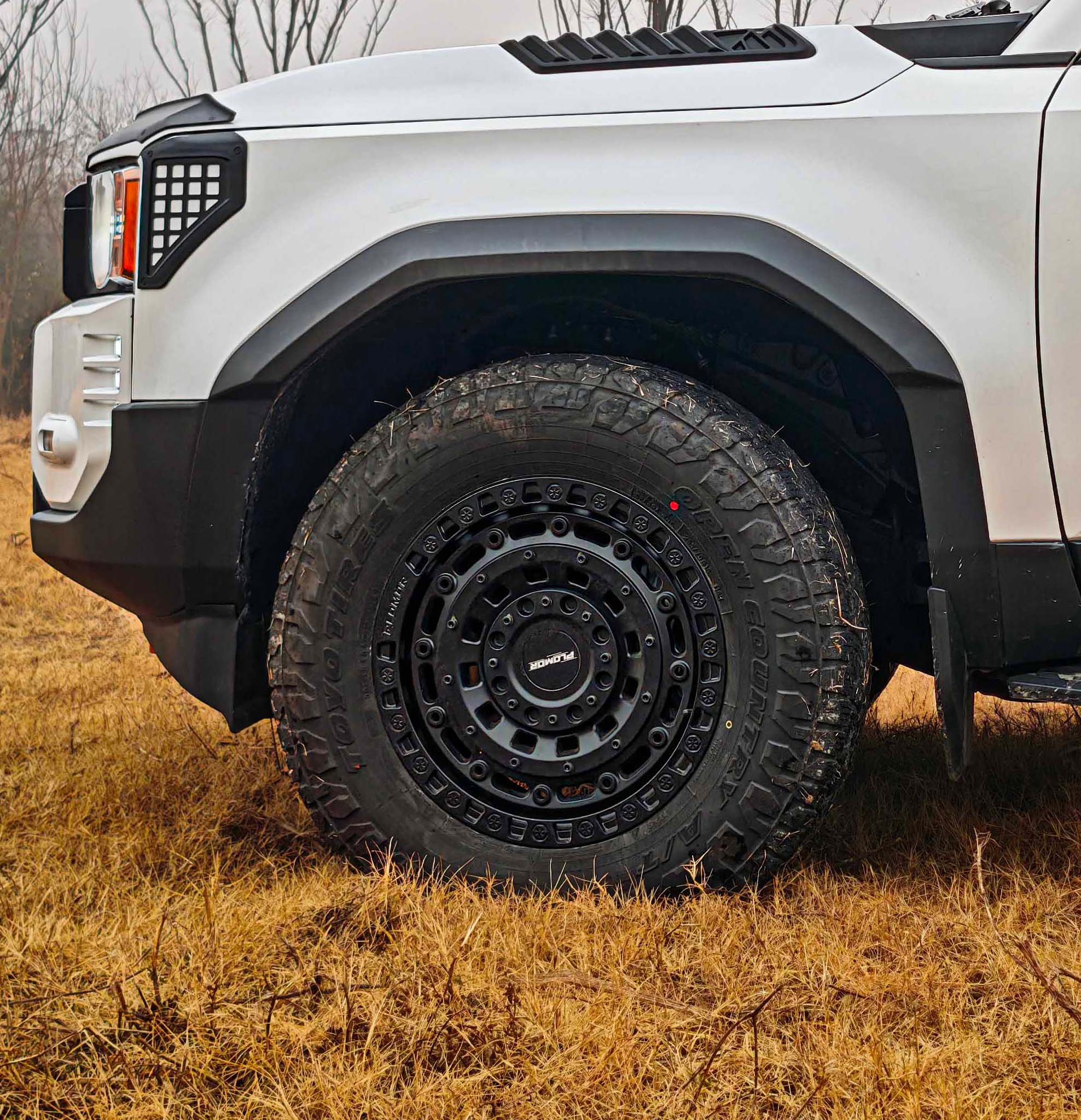 Toyota Land Cruiser LC250 (2024-2026) 18-Inch Forged Aluminium Wheels – Beadlock-Style, OEM Fit