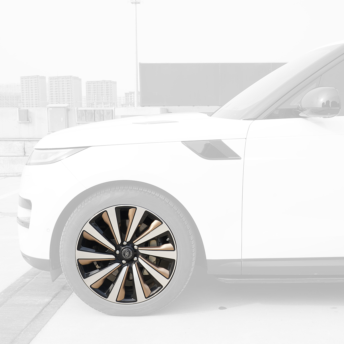 PLOMOR Range Rover Sport L460 lightweight forged aluminum wheel showing reduced unsprung weight