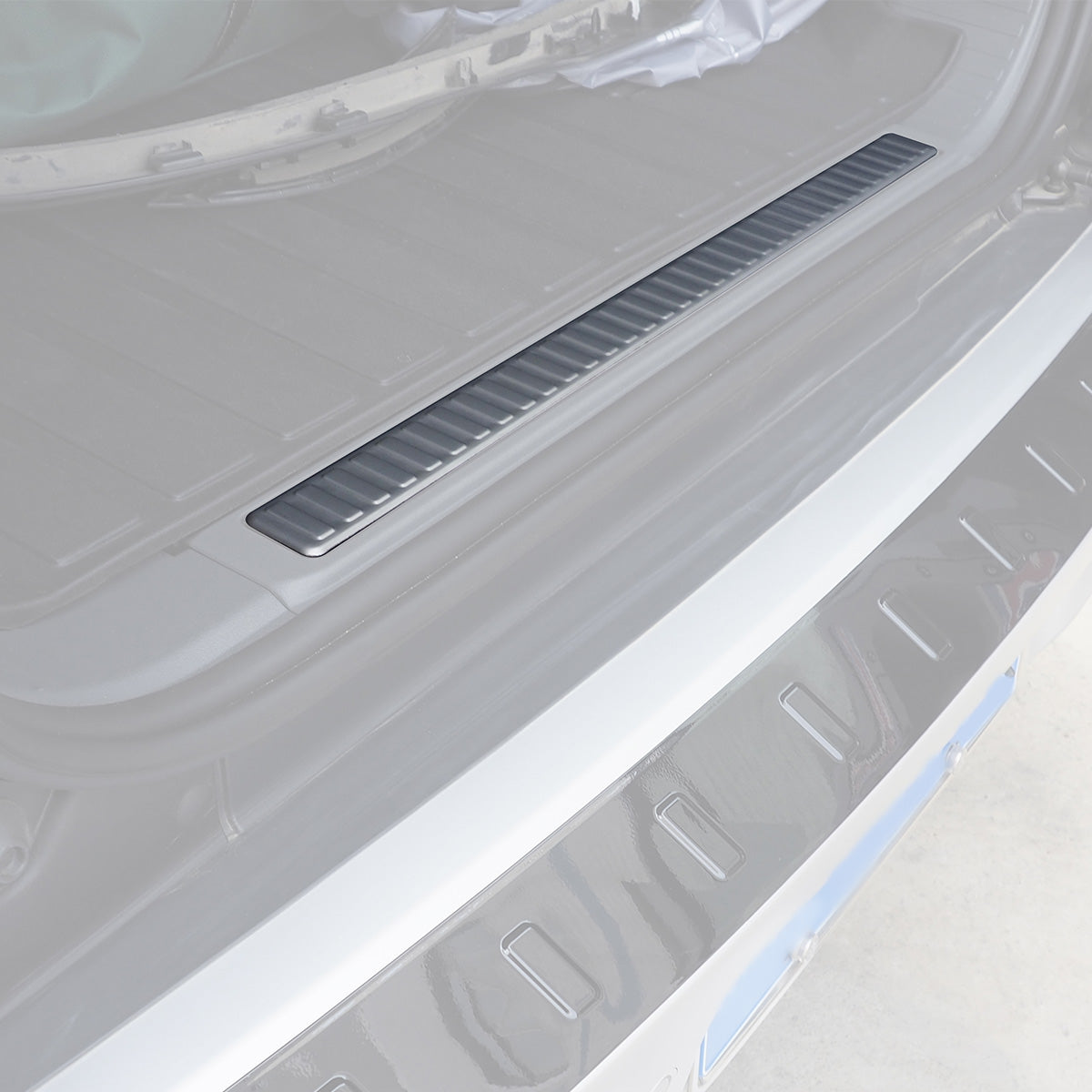 tail door trim panel-2