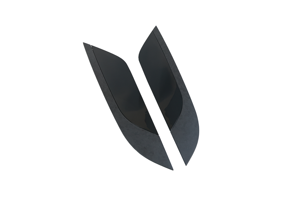 Forged Carbon Finish - OCTA Forged Carbon Bonnet Insert for Land Rover Defender