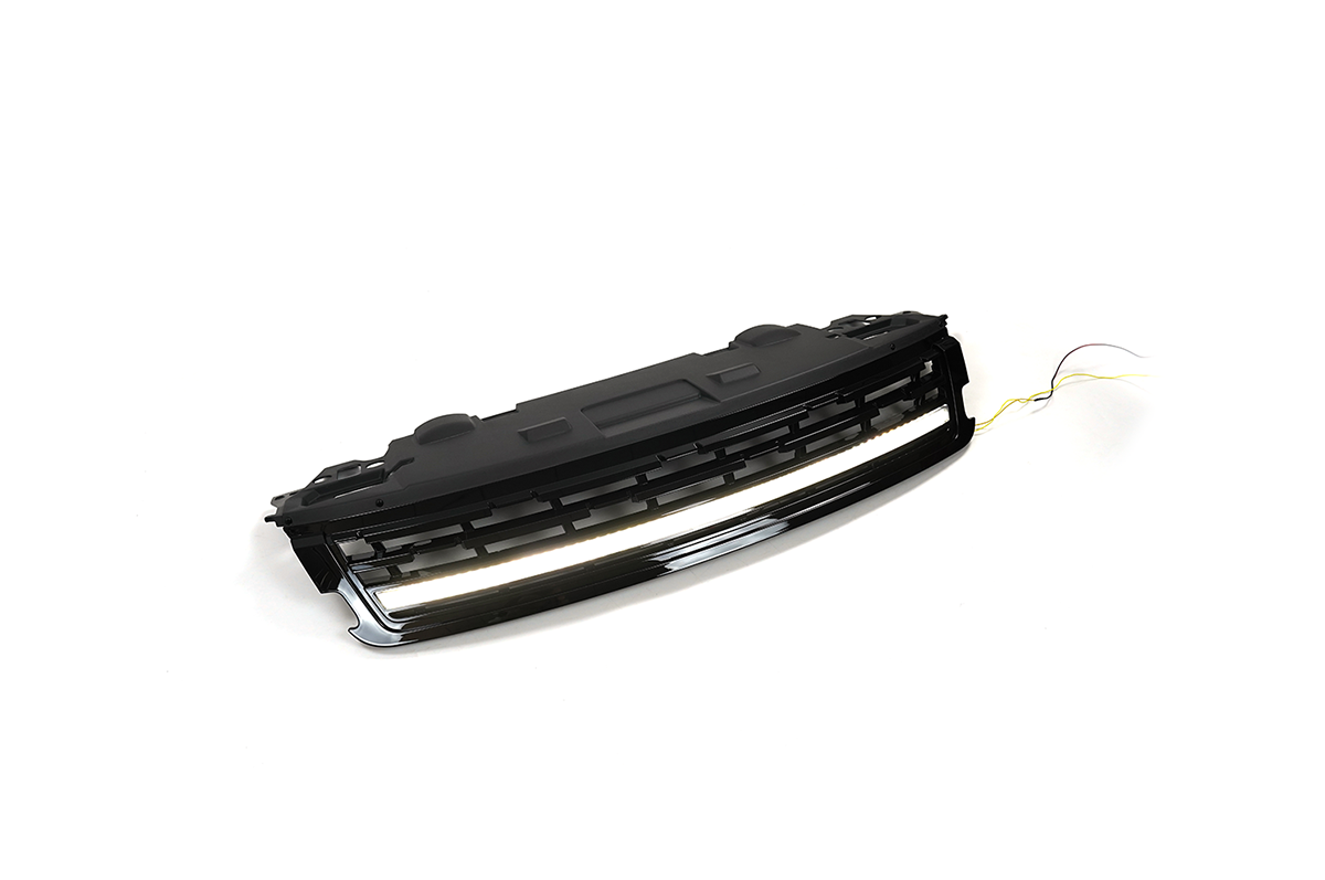Black grille in ABS, carbon fibre, or LED enhances performance and texture - Front Grille for Range Rover Sport L461 – ABS, Carbon Fibre, or LED Options