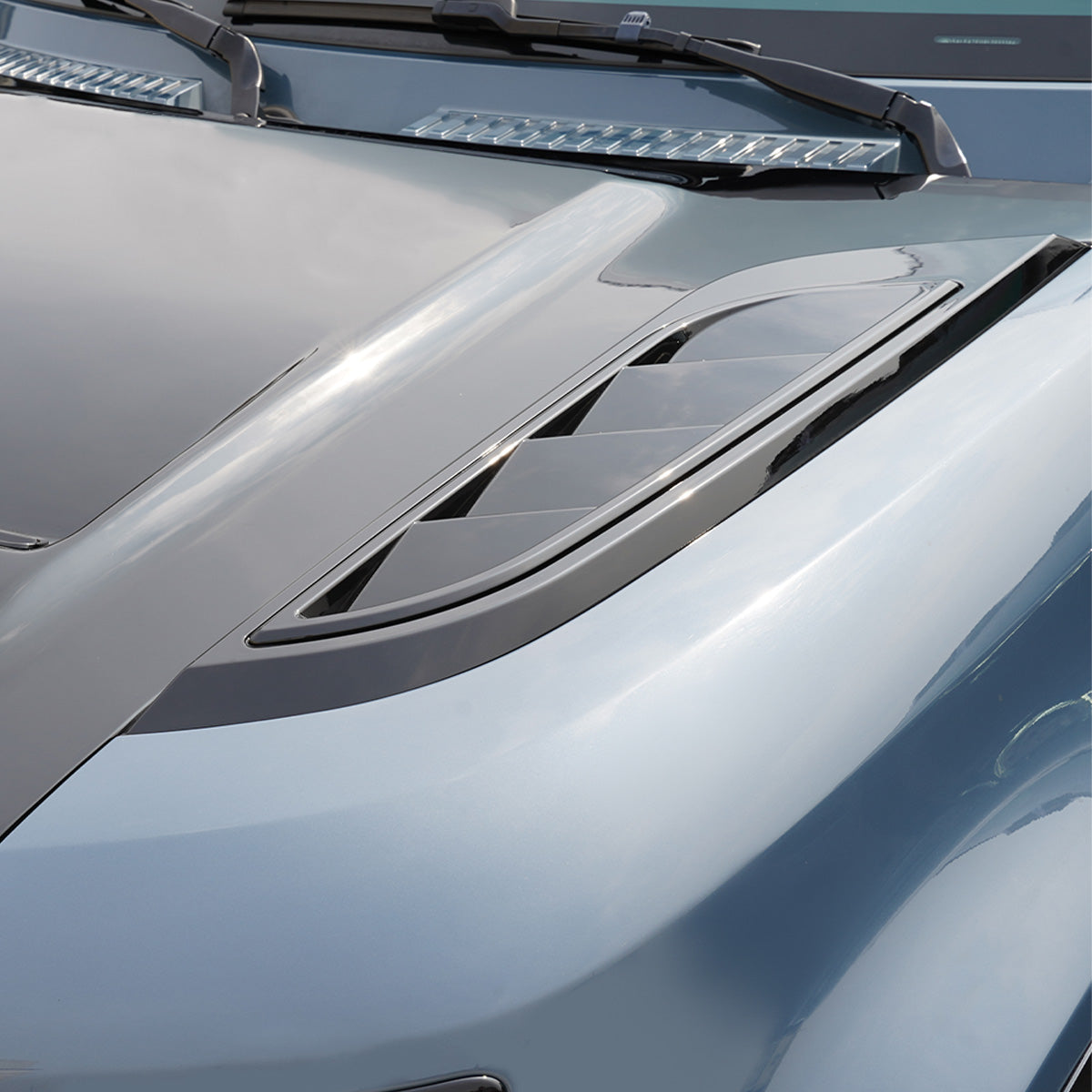 Bonnet Insert – One-Piece Aerodynamic Design-4