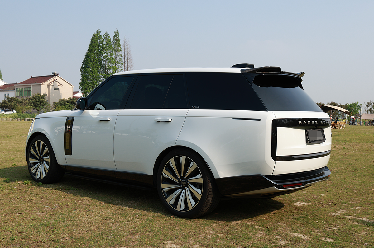 Forged Alloy Boosts Defender L460 Style and Strength - Custom Forged Wheels Enhance Performance and Appearance