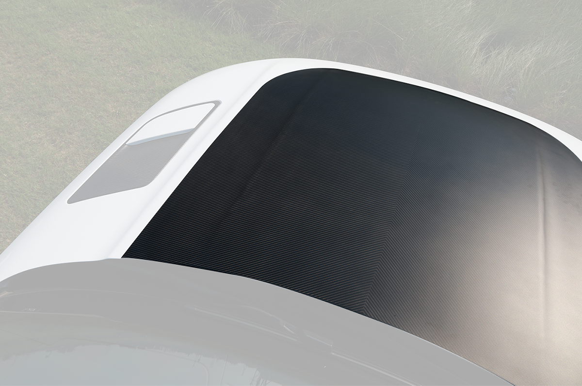 Black finish enhances performance and texture - Forged Dry Carbon Fibre Bonnet for Range Rover Sport SV