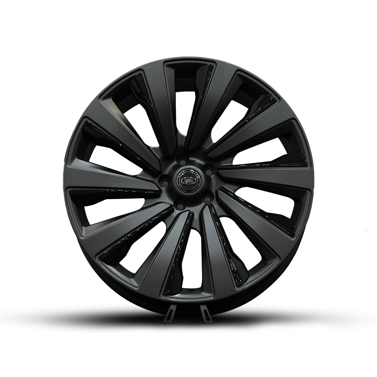 PLOMOR custom forged aluminium wheels (18-23 inch) for Range Rover Sport L460, showcasing lightweight, high-strength design, and precise fitment.