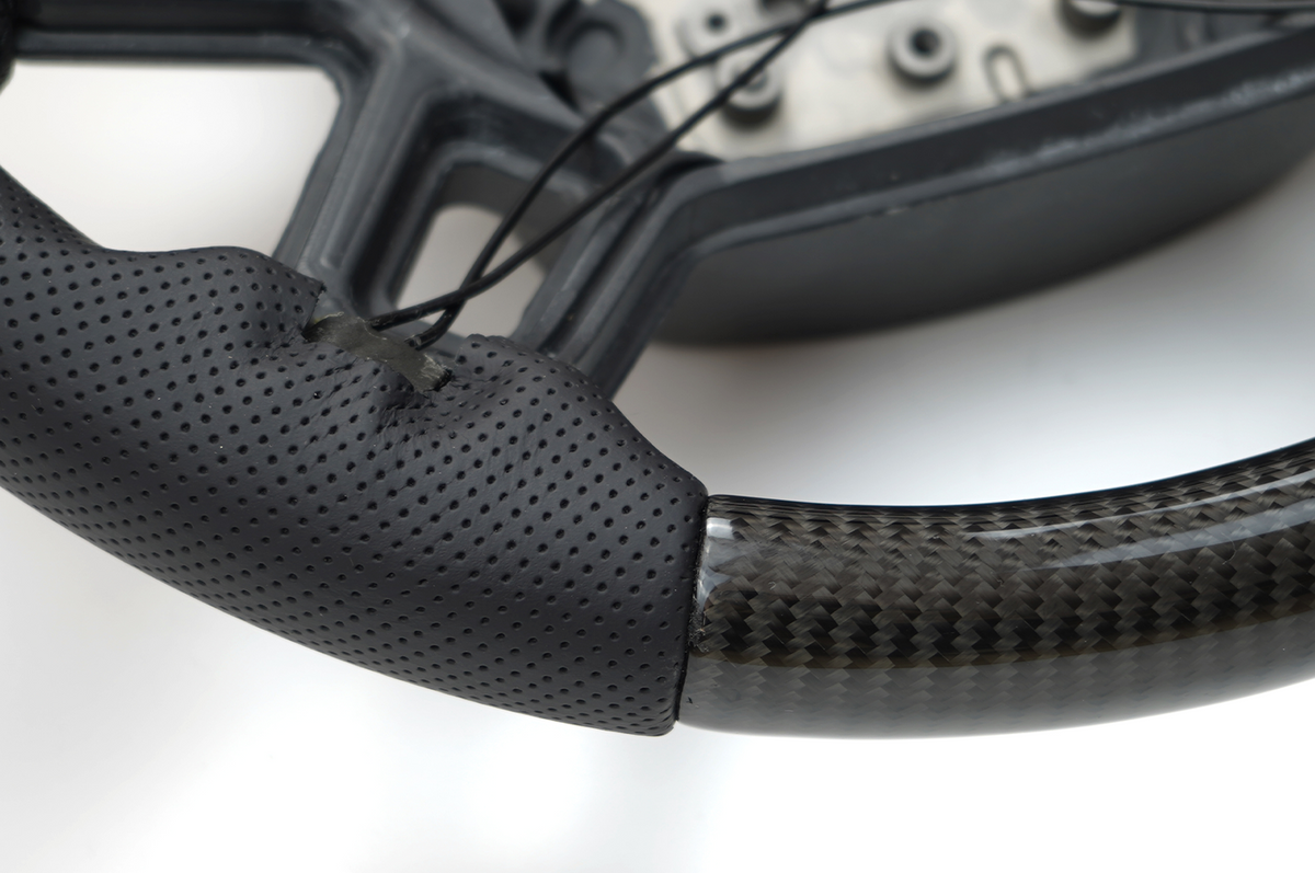 Carbon Fiber + Nappa Finish - Perforated Performance Steering Wheel  – Carbon Fiber+Nappa/ Nappa+Mahogany / Nappa Options
