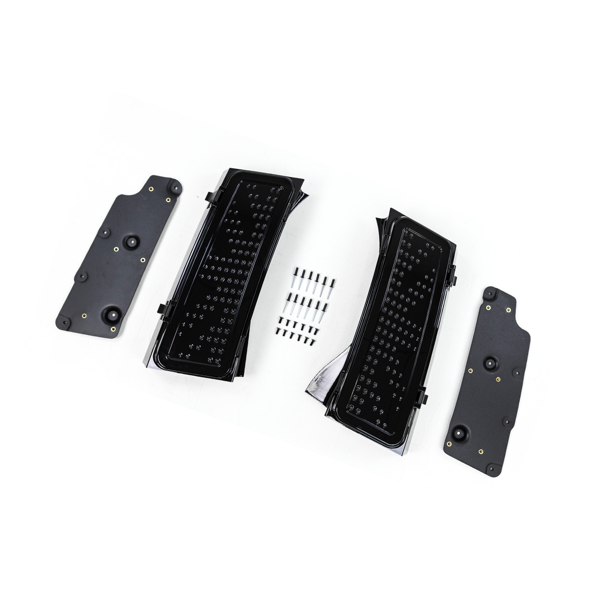 Rear D-pillar storage box installed on Land Rover Defender 110