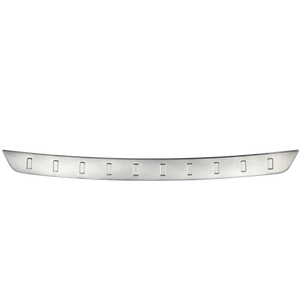 Land Rover Defender 90/110 rear tailgate sill guard silver aluminum