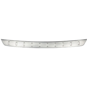 Defender silver aluminum rear tailgate sill plate