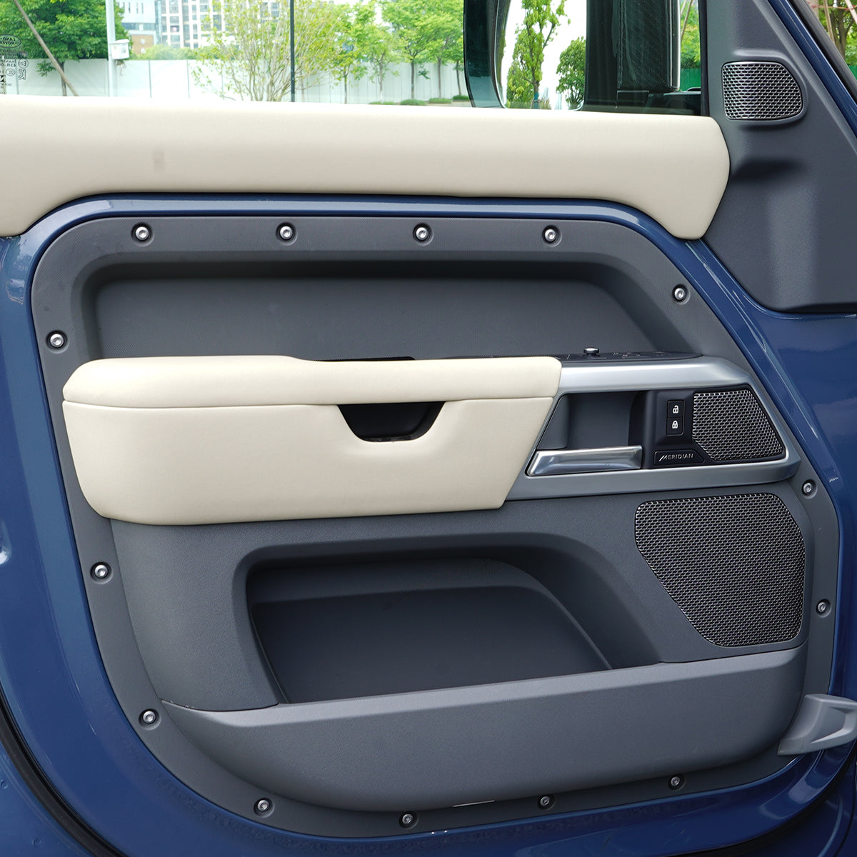 Pearl Nickel Door Handle Trim for Land Rover Defender