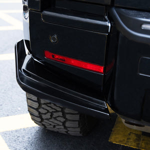Carbon fibre rear corner guards installed on Defender 90/110