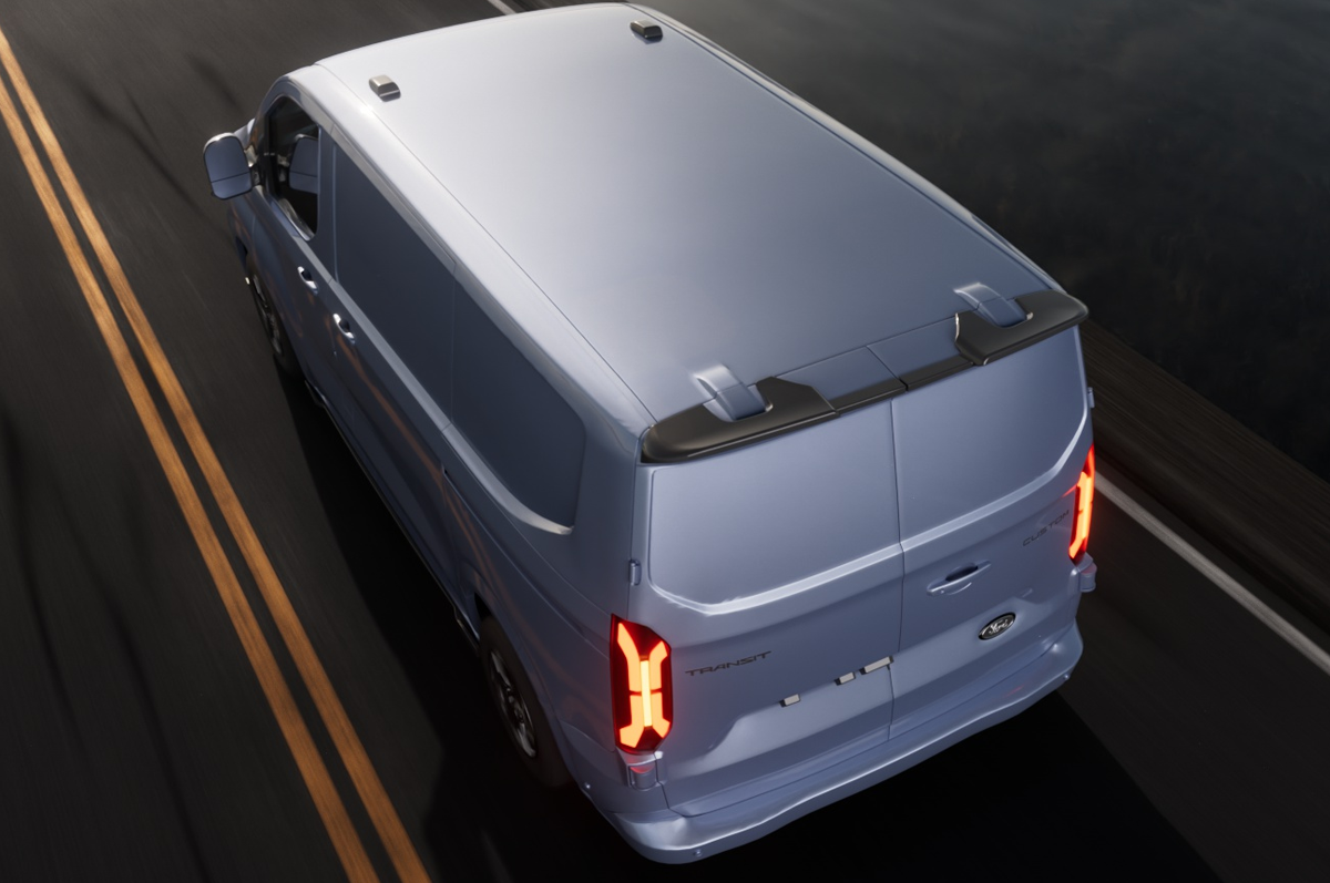 Luxury Gloss Black Finish - PLOMOR Ford Transit Custom Gloss Black Rear Spoiler – ABS Aerodynamic Roof Spoiler