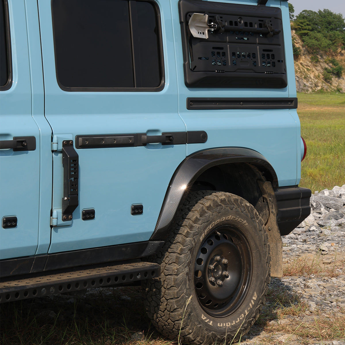 Grenadier Carbon Fibre Fender Flare Detail