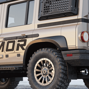 plomor-carbon-fibre-wheel-arch-flare-texture-close-up.jpg