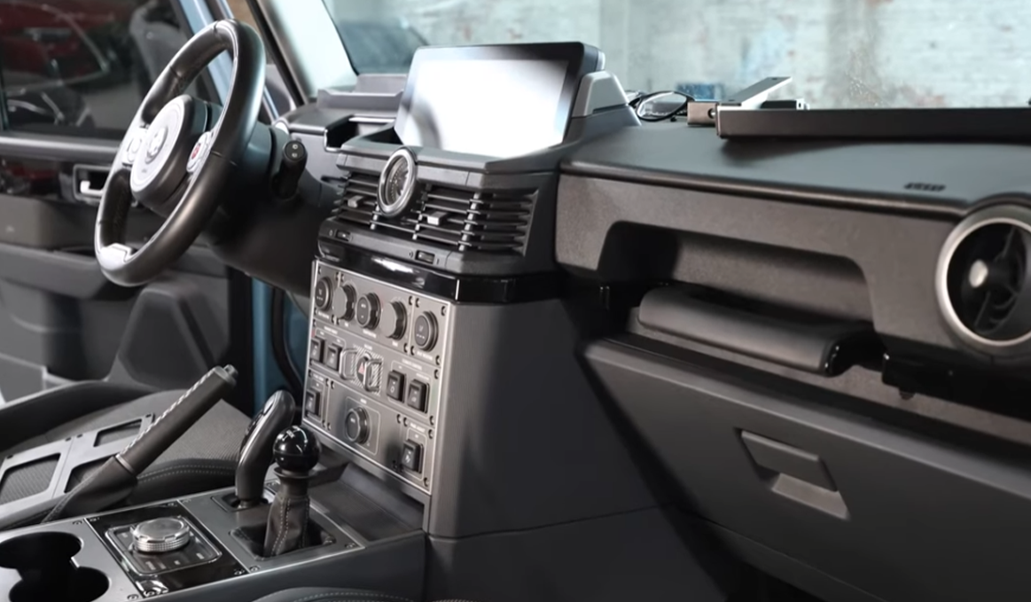 Versatile Multifunctional Mounting Platform - INEOS Grenadier Aluminium Centre Console Track – Modular Accessory Mounting System