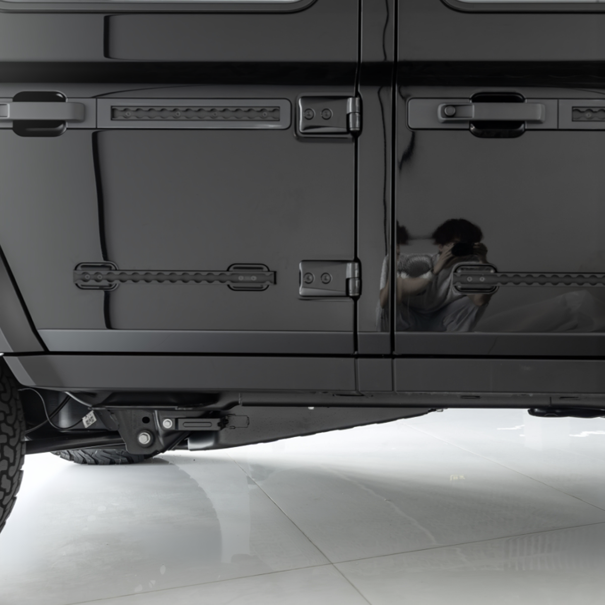 Door sill guard installed on Ineos Grenadier 2023–2026