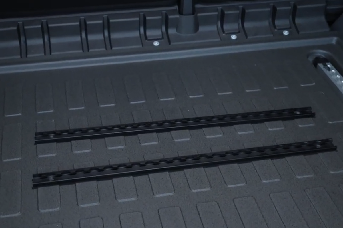 Organised & Secure Storage - INEOS Grenadier Rear Trunk Side Storage Rails (2020–2024) – Aluminium Side Rack