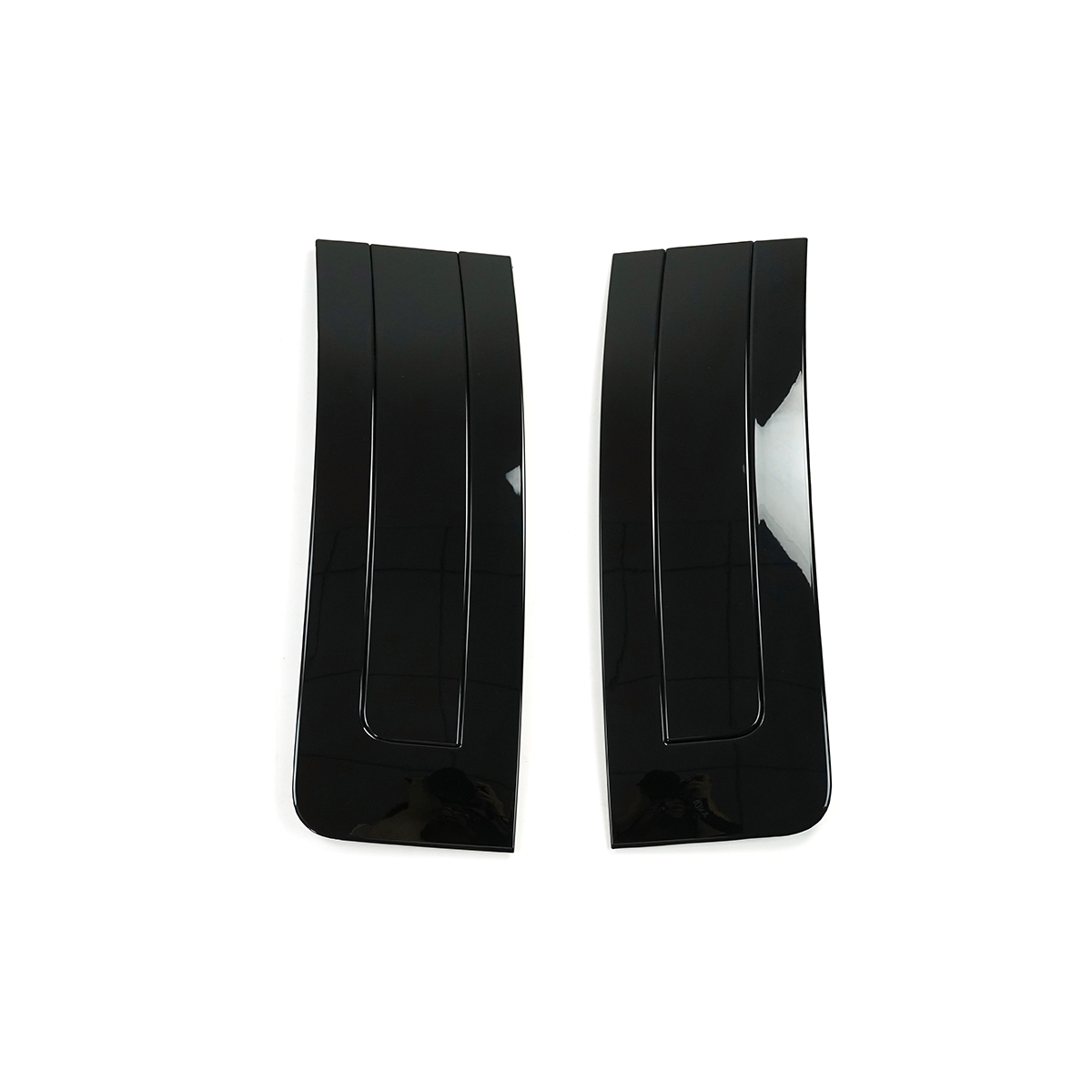 Range Rover L460 highway driving carbon fiber side vent trim aerodynamic look
