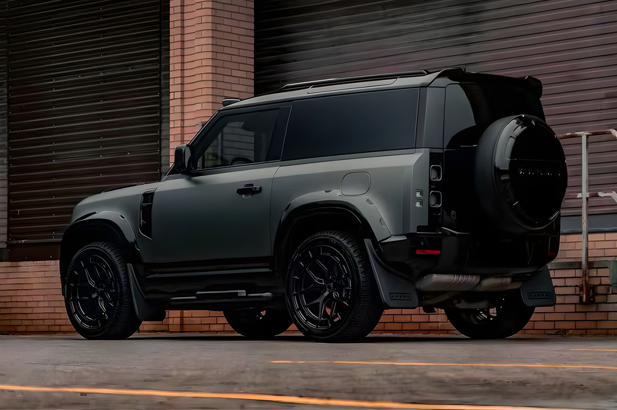 Premium ABS + LED - PLOMOR Land Rover Defender 90/110 LED Side Vents | Gloss Black | Plug-and-Play