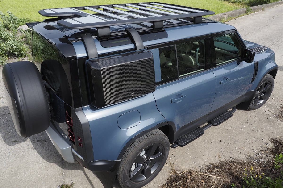 High-Strength Aluminium Build - PLOMOR Aluminium Side Steps for Land Rover Defender 90 L663 2020+