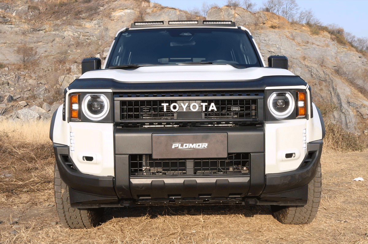 Reduces the risk of engine and radiator damage. - Plomor Engine Bug Mesh for Toyota LC250 (incl. Land Cruiser 1958) – Durable, Protective & Sleek Design