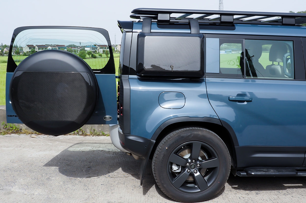 OEM-Style Design - PLOMOR Carbon Fibre Spare Wheel Cover for Land Rover Defender 90/110/130 (2020+)