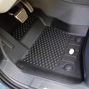 PLOMOR Defender 90/110 Floor Mats Installed – Left-Hand Drive