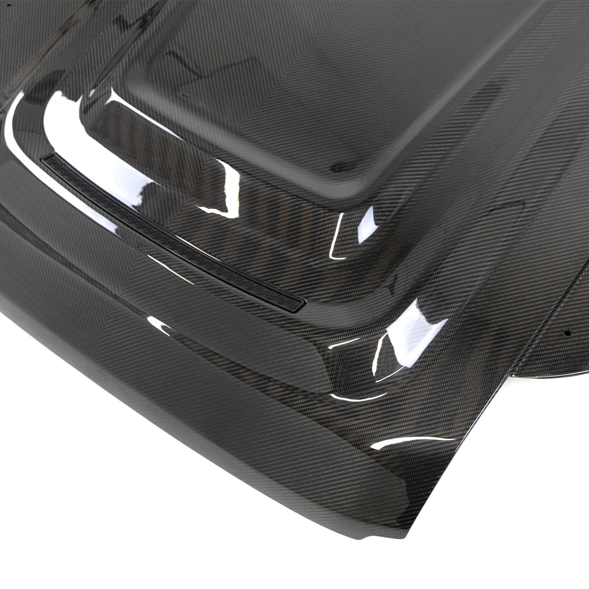 Top view of PLOMOR Dry Carbon Bonnet for Land Rover Defender L663