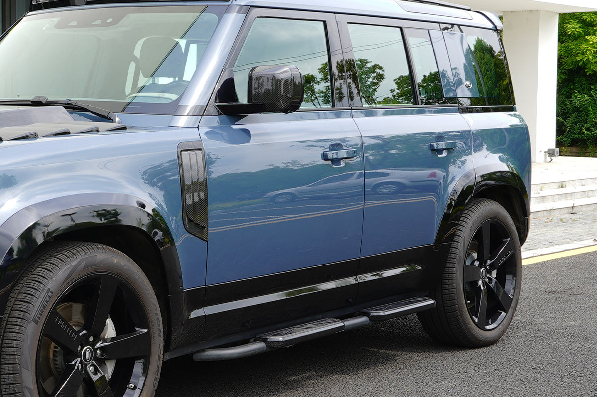 Enhanced Side Protection - PLOMOR Gloss Black Side Moulding for Land Rover Defender 90 / 110