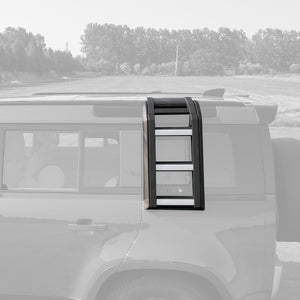 PLOMOR Side Ladder mounted on Defender 110 – ready for roof access