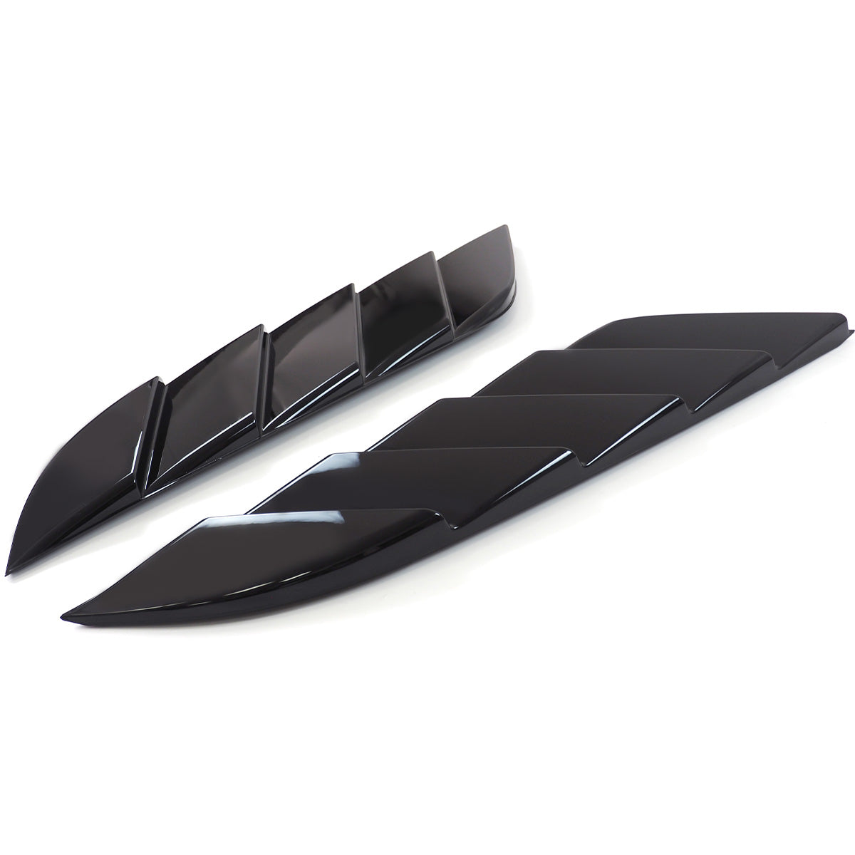 Side view of PLOMOR Dual-Fin Hood Vent Trim on Defender 90 110 130