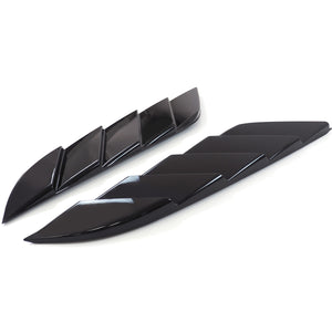 Side view of PLOMOR Dual-Fin Hood Vent Trim on Defender 90 110 130