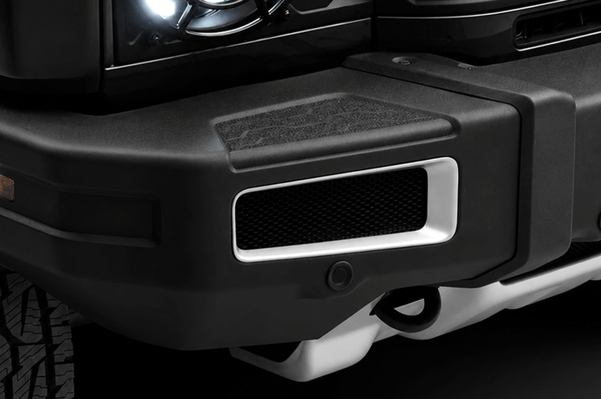 Heavy-Duty Aluminium Construction - PLOMOR Front Bumper Corner Step Covers for Ineos Grenadier (2022-2026) | Black Anodized Aluminum