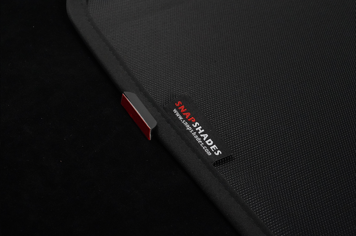 Ineos Grenadier Roof Sunshade – Dual-Sided Skylight Cover - Ineos Grenadier Roof Sunshade – Skylight Cover 2020–2024, Dual-Sided (2-Piece)