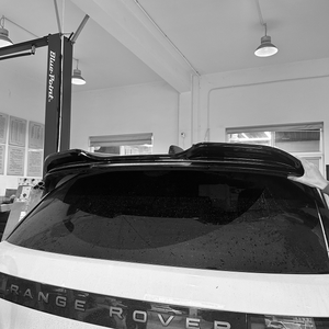 PLOMOR carbon fiber spoiler kit installed on Range Rover Sport L461 rear view