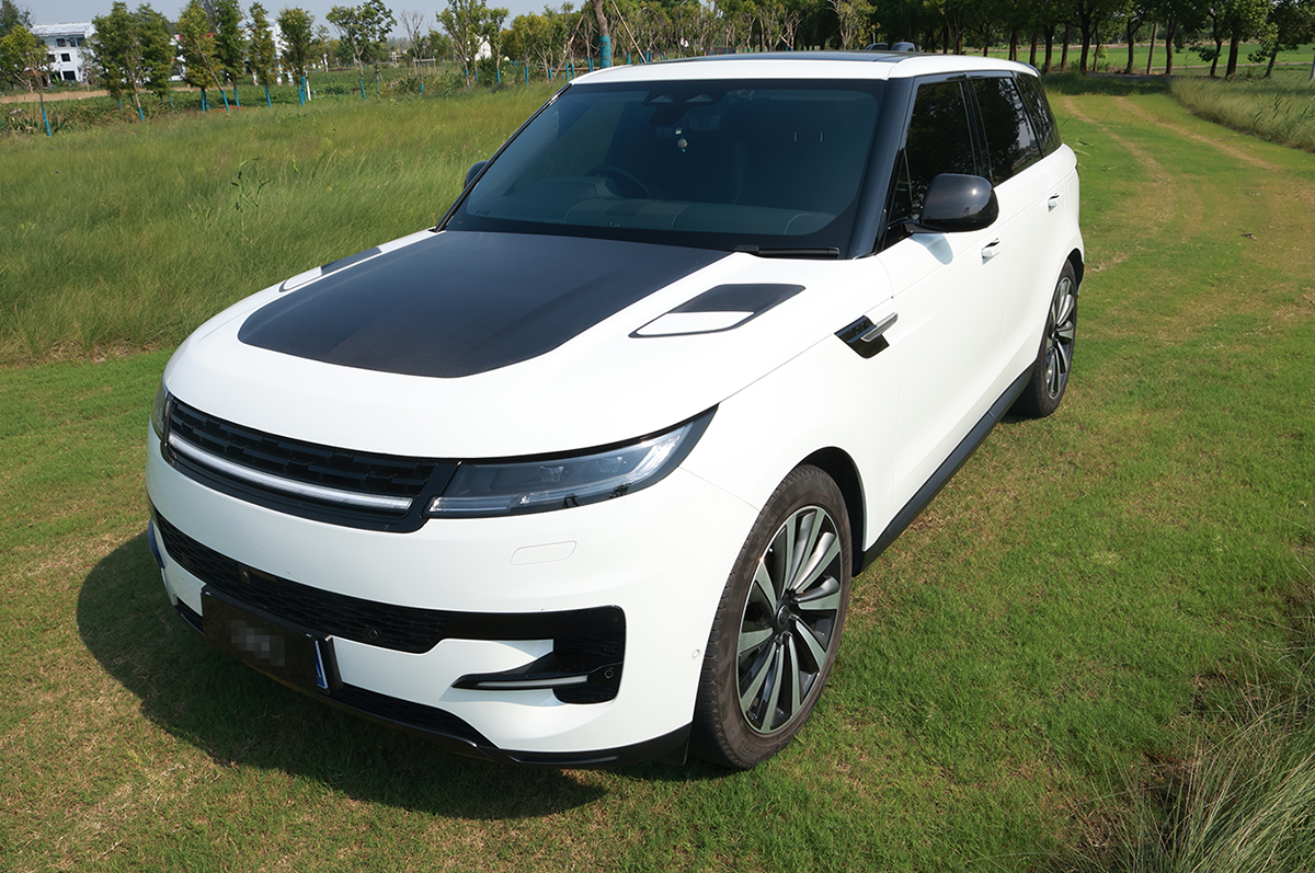 Range Rover Sport ABS Wheel Arch Trims - PLOMOR Range Rover Sport L461 ABS Wheel Arch Trims | OEM Fit Fender Flares