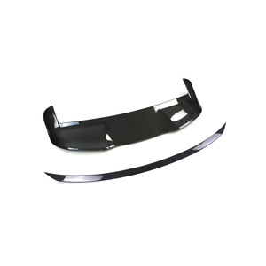 Carbon fiber middle spoiler detail for Range Rover Sport L461