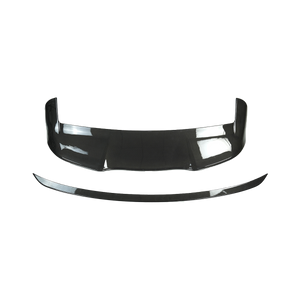 Carbon fiber roof spoiler detail for Range Rover Sport L461