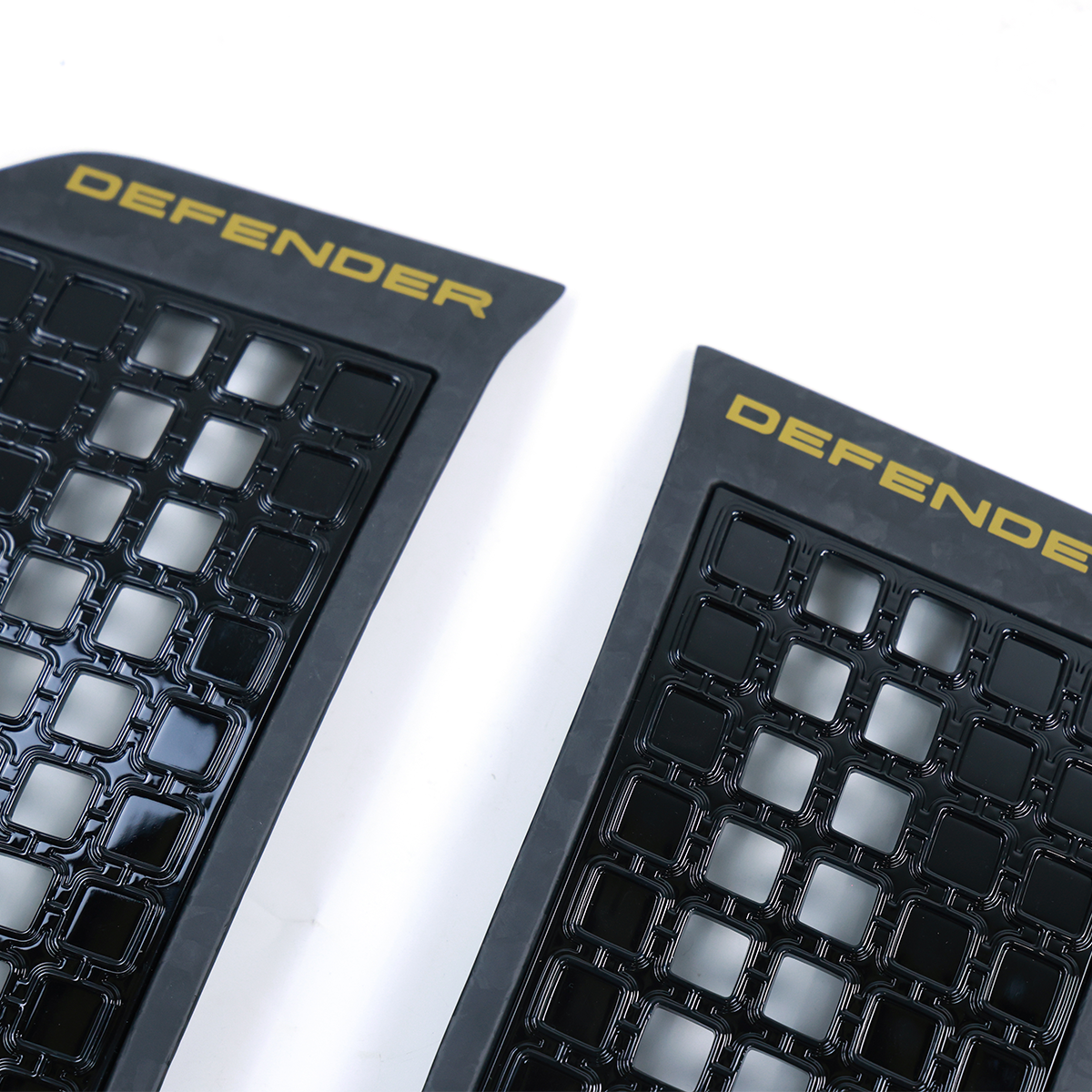 PLOMOR Carbon Fibre OCTA Side Vent Top View – Land Rover Defender