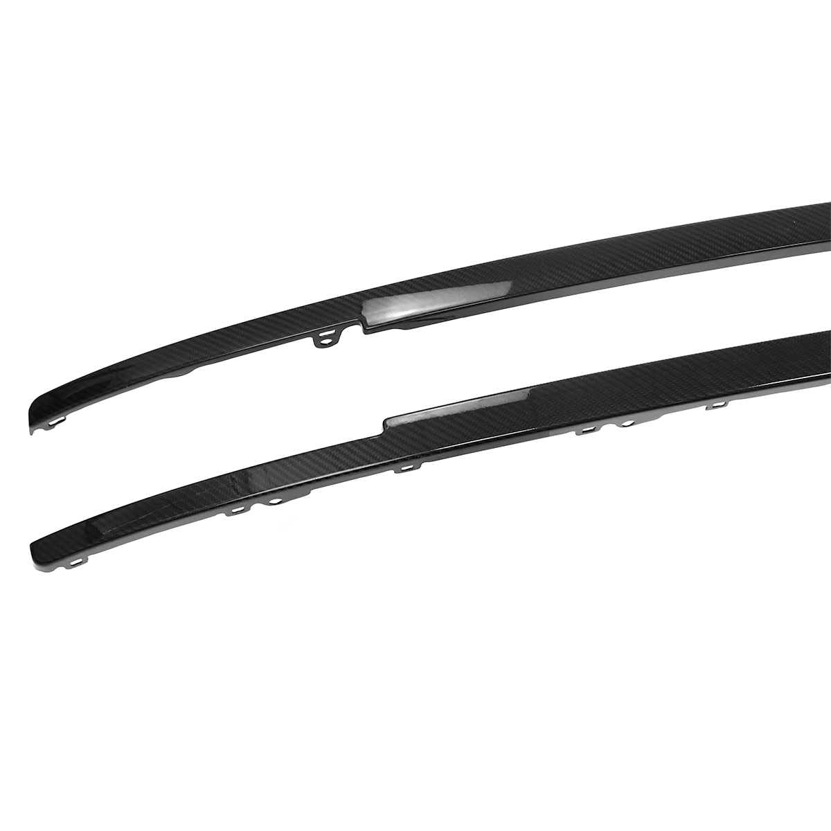 PLOMOR Range Rover L460 carbon fiber front bumper trims installed detail