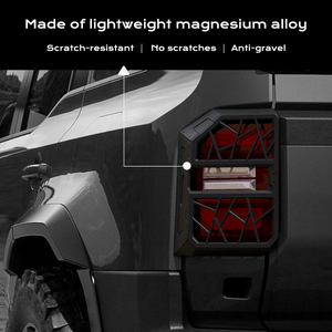 PLOMOR magnesium-aluminium tail light guard / taillight protector / taillamp cover for Toyota Land Cruiser LC250 / Land Cruiser 1958 (2024+); lightweight, scratch-resistant, anti-gravel mesh design, does not block lamp brightness.