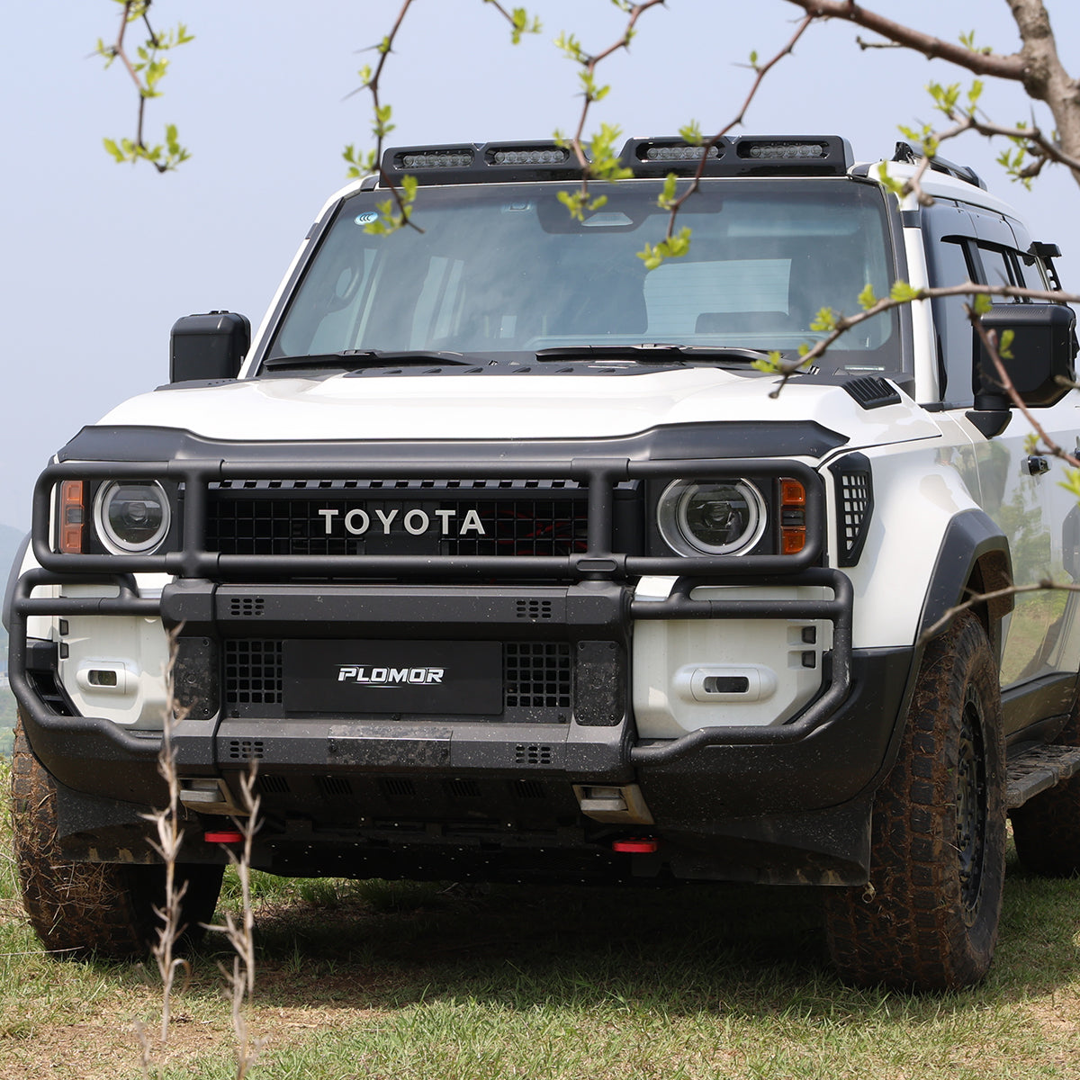 Toyota Land Cruiser 250 front bumper installed