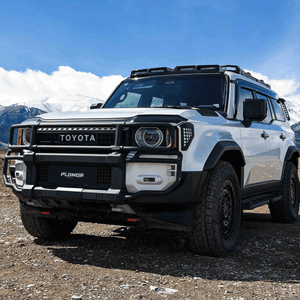 Toyota Land Cruiser LC250 four lamp roof LED light cover with gloss black finish