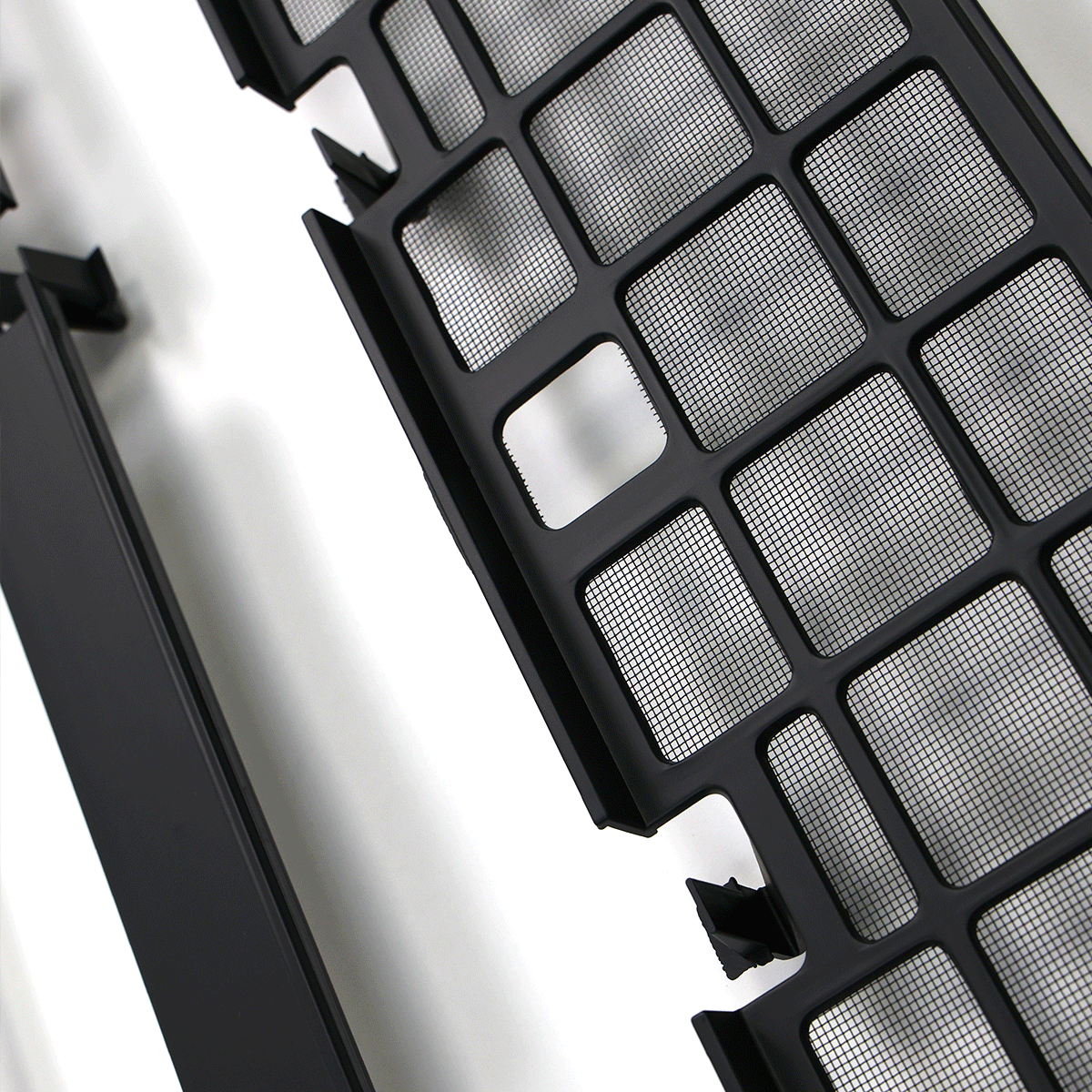 Toyota Land Cruiser LC250 radiator debris protection mesh against insects and stones