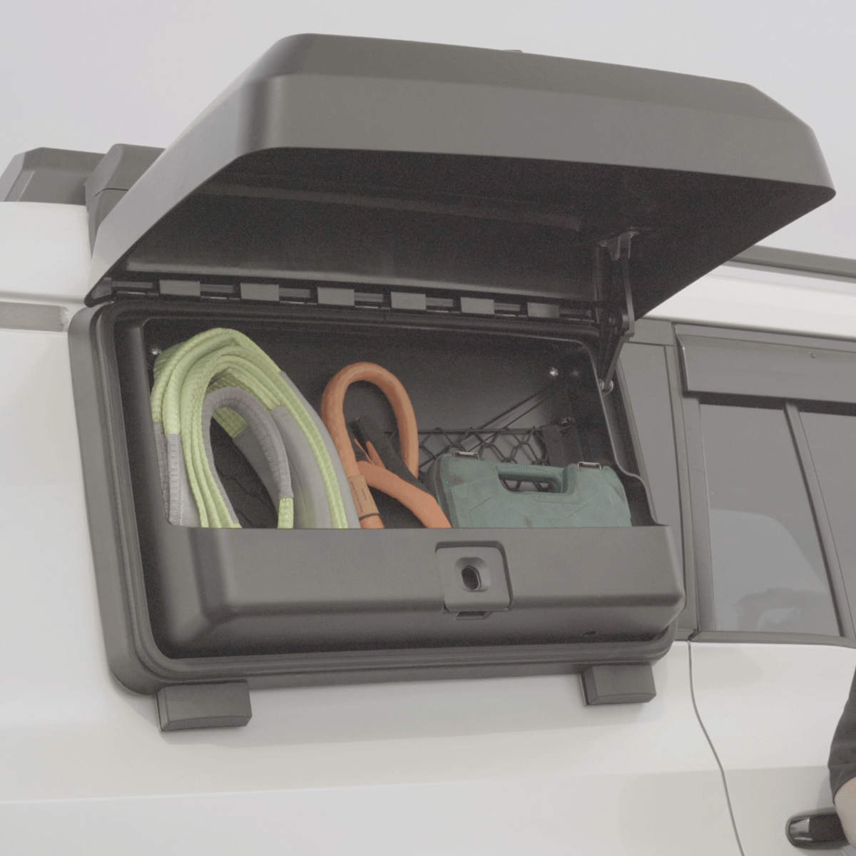 toyota-land-cruiser-lc250-side-storage-box-installed.jpg